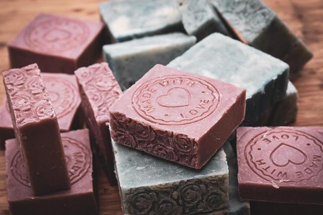 How Dead Sea Magnesium Soap Bar Performs as a Moisturizing Body Soap