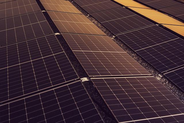 Who Should Choose a SOLPERK Solar Panel Kit for Car Battery Maintenance?