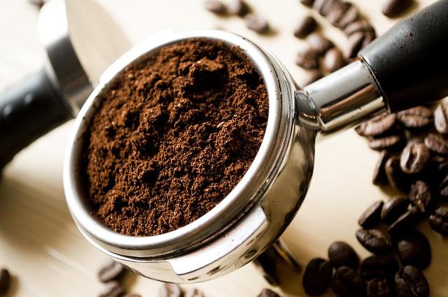 How Organic Vanilla Bean Powder Performs in Coffee, Tea, and Shakes