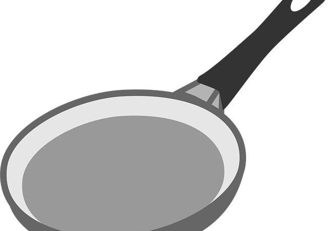 Best Nonstick Frying Pan: Where Does the Cookware Set Price Go?