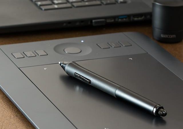 Best Drawing Tablet Value: XPPen Artist13.3 Pro vs HUION Kamvas 13